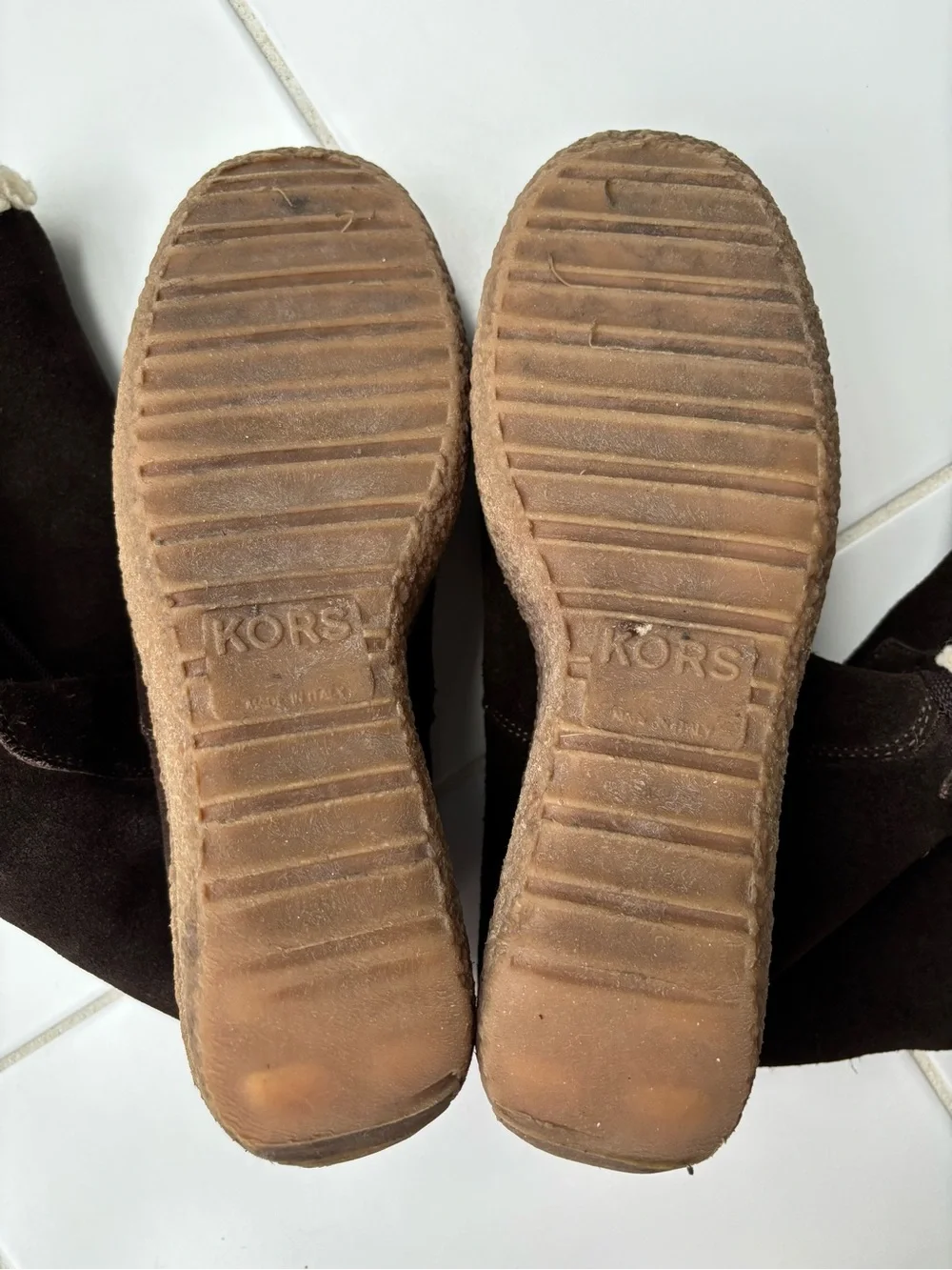 Michael Kors Dark Brown Suede Lace-Up Lined Boots Size 9-9.5
